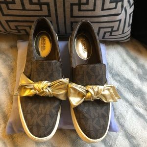 Michael Kors Womens Slip-on